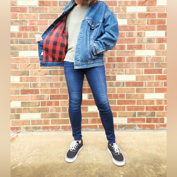 Vintage 90s Levi’s denim jacket Buffalo plaid lining and Harley Davidson… - Picture 4 of 11